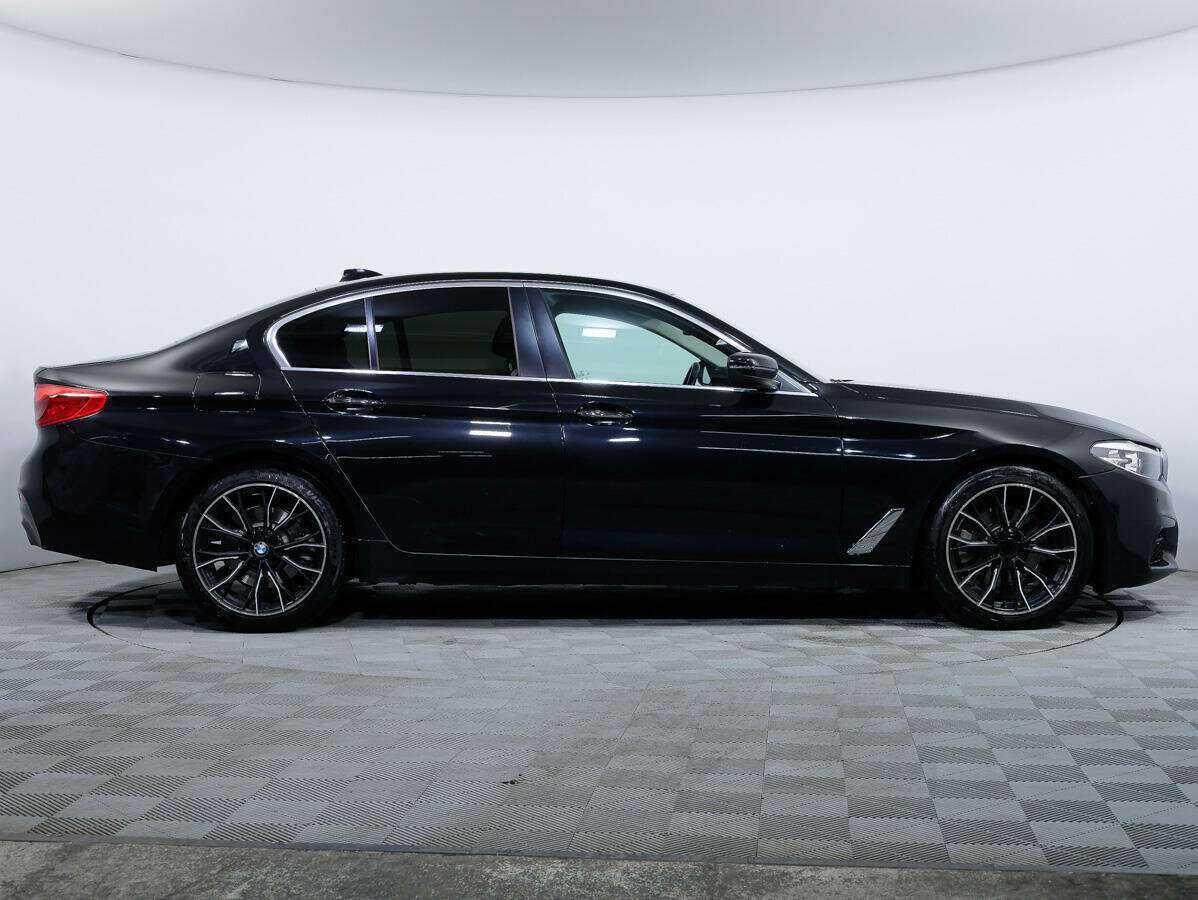 BMW 5 серии с пробегом — 2018 год. Фото: #2
