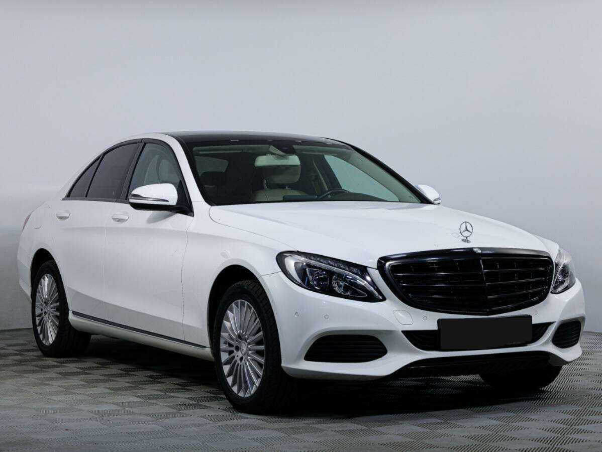 Mercedes-Benz C-Класс с пробегом — 2015 год. Фото: #2