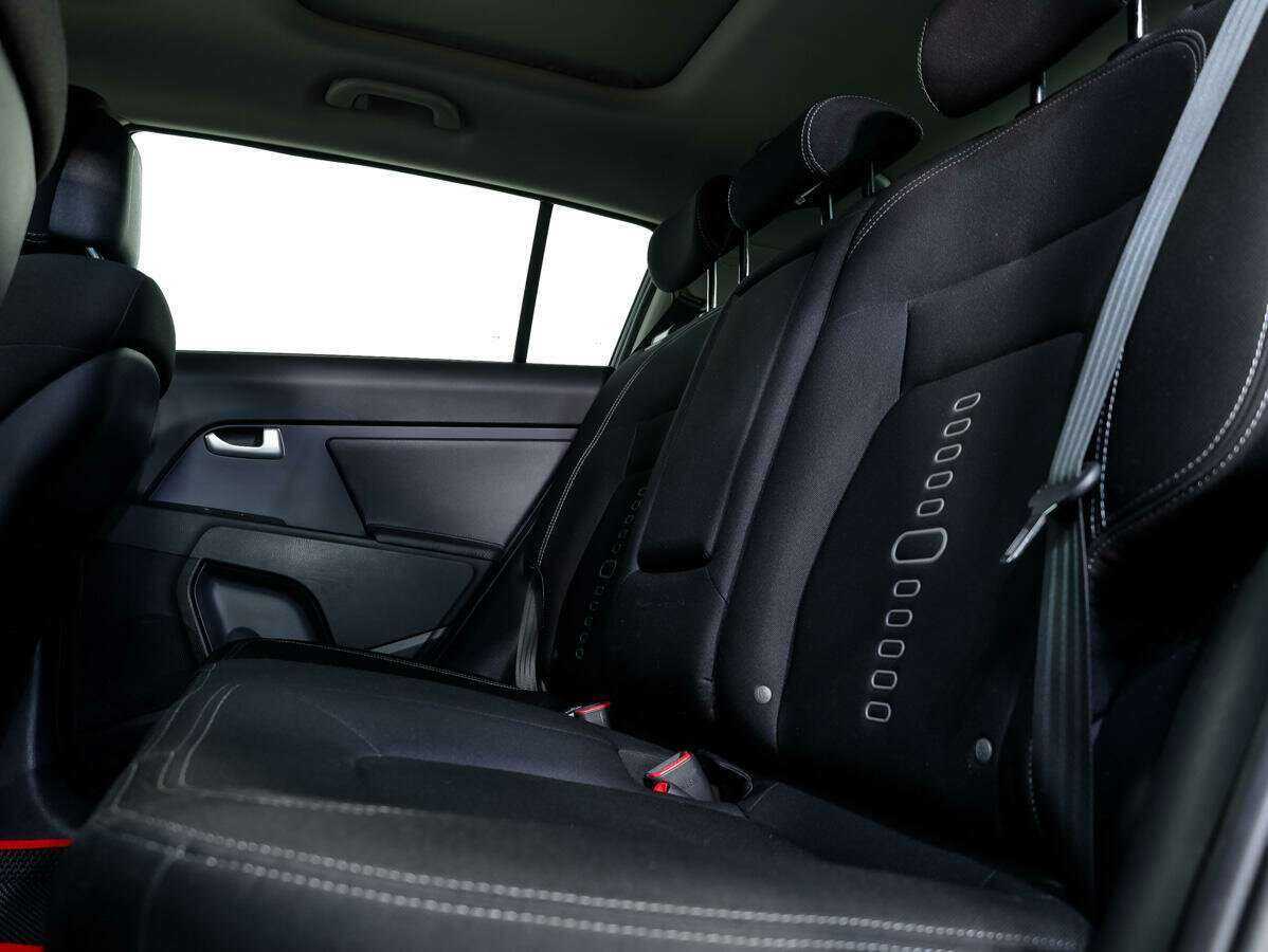 Kia Sportage с пробегом — 2014 год. Фото: #12