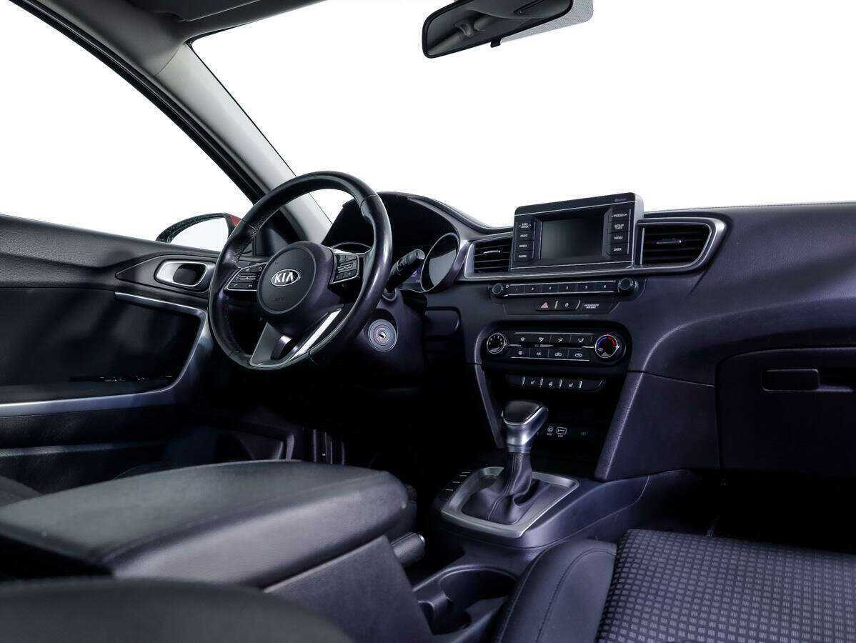 Kia Ceed с пробегом — 2019 год. Фото: #7