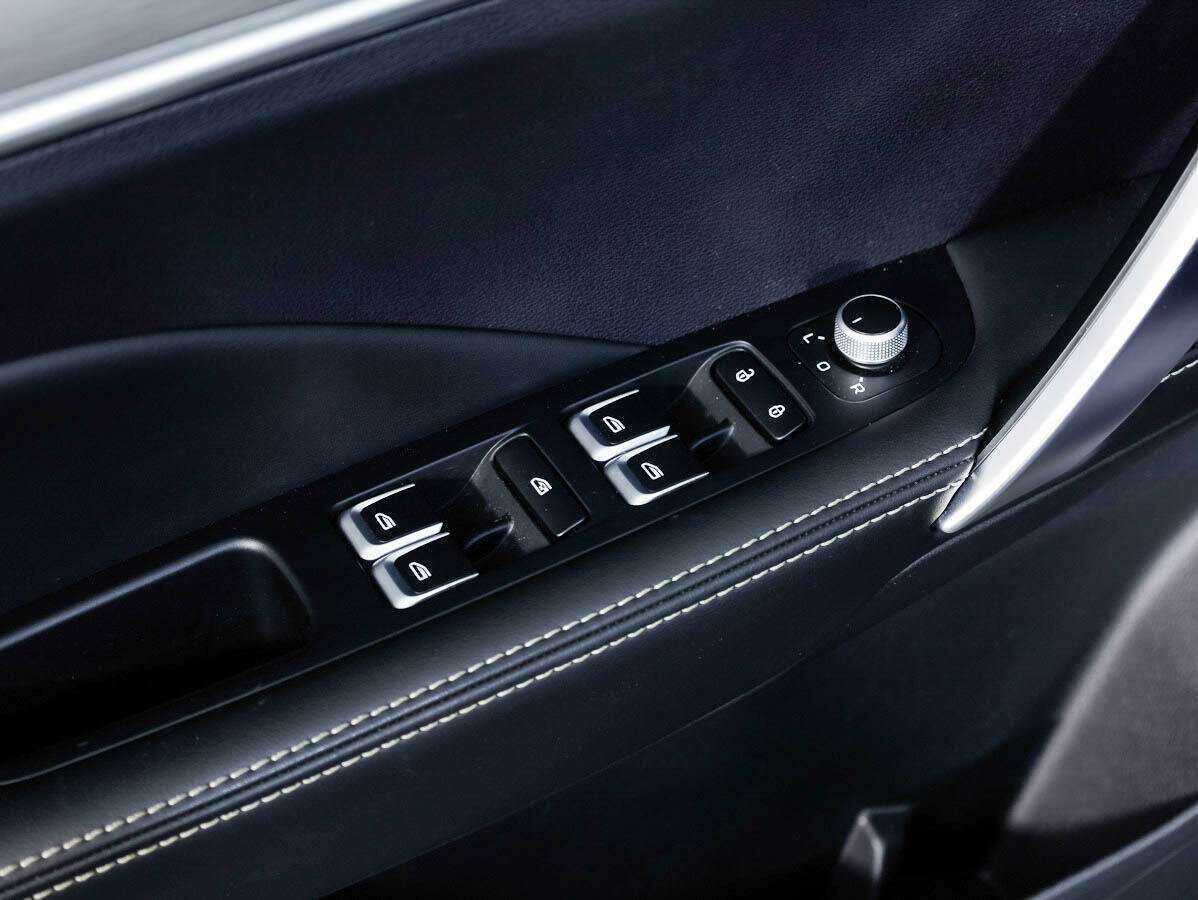 Geely Coolray с пробегом — 2022 год. Фото: #17