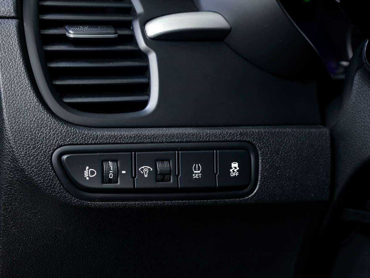 Kia Rio с пробегом — 2019 год. Фото: #17