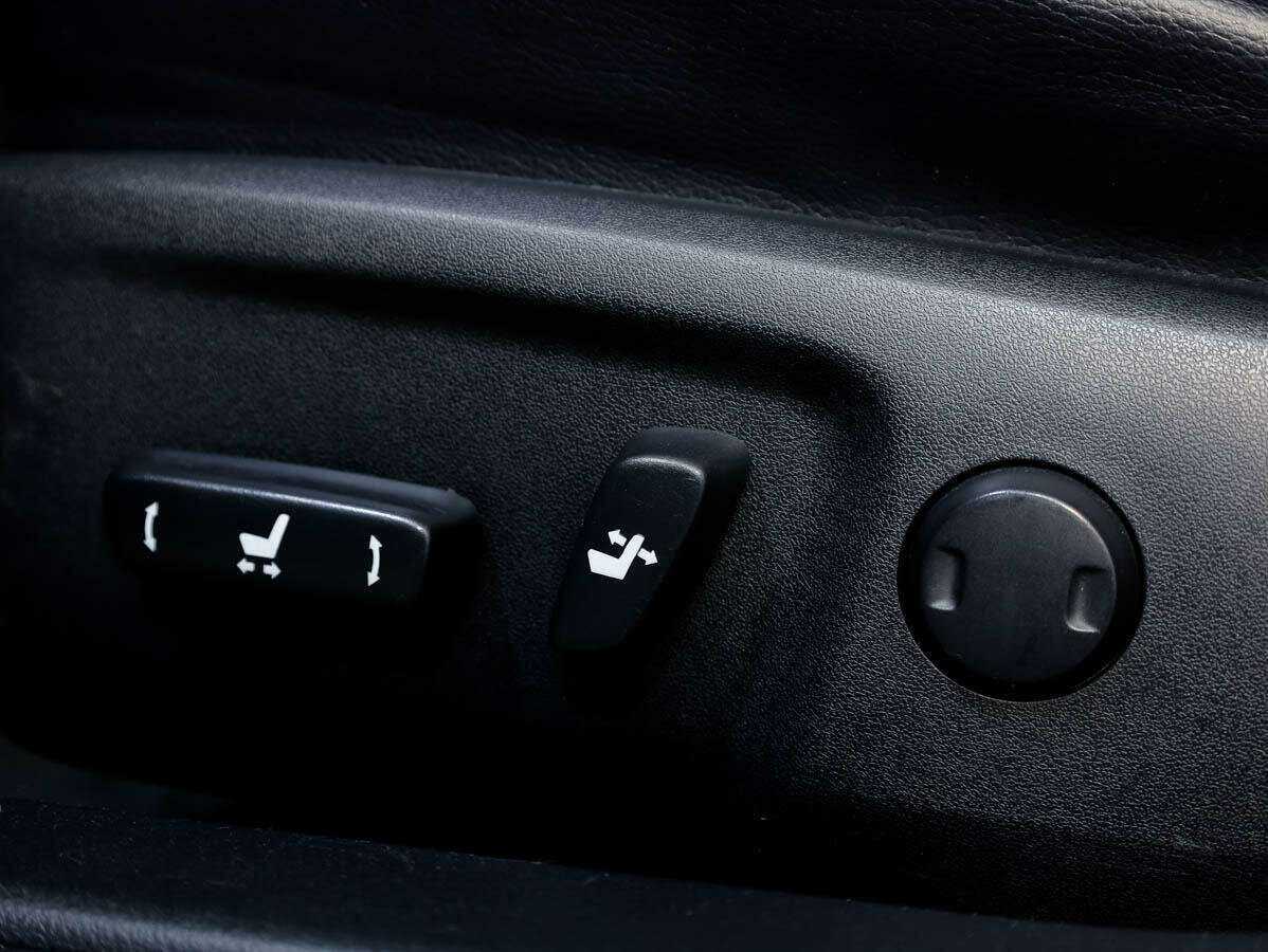 Toyota Camry с пробегом — 2013 год. Фото: #13