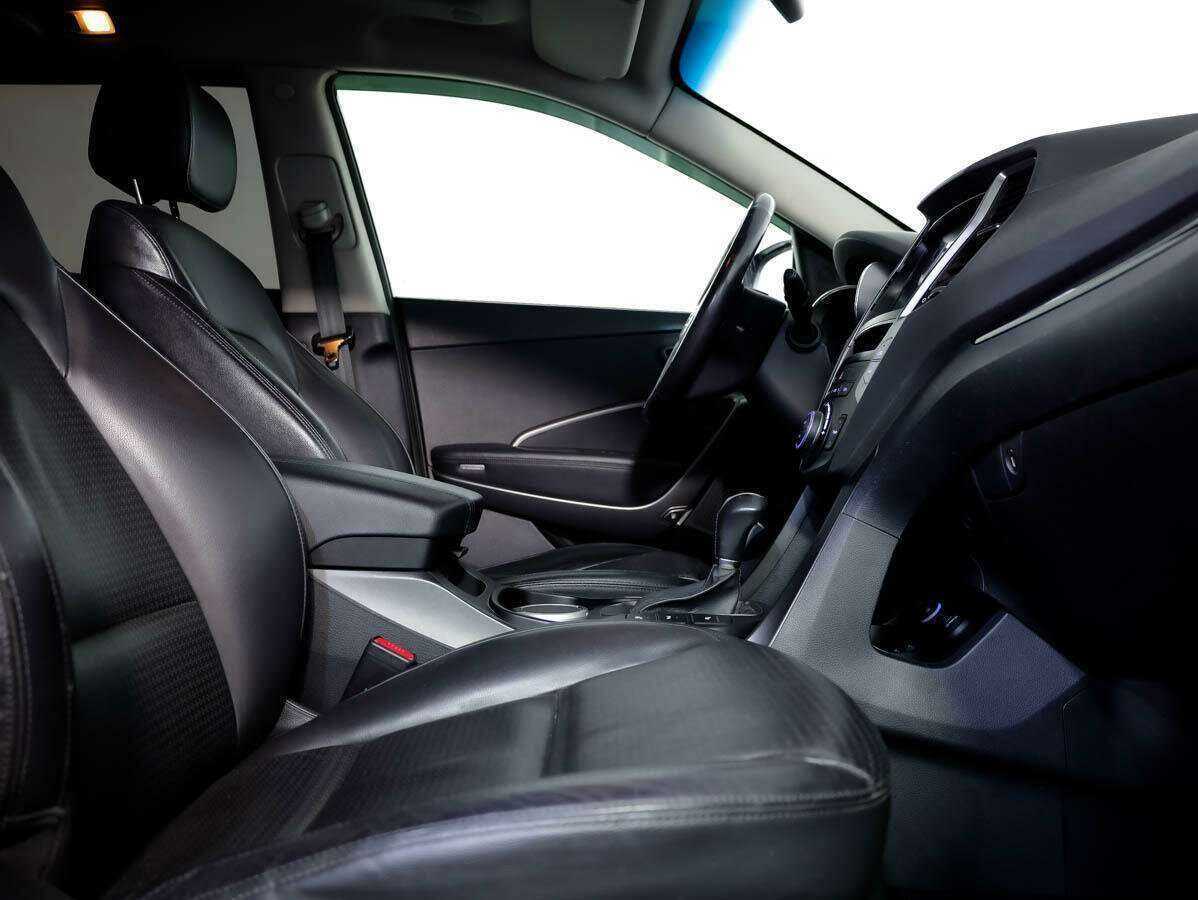 Hyundai Santa Fe с пробегом — 2013 год. Фото: #10