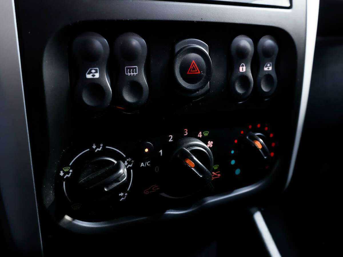 Nissan Almera с пробегом — 2017 год. Фото: #12