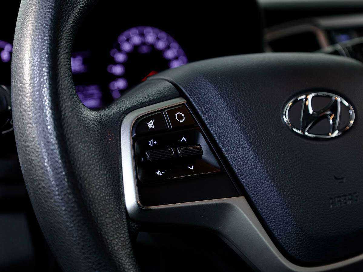 Hyundai Solaris с пробегом — 2019 год. Фото: #15