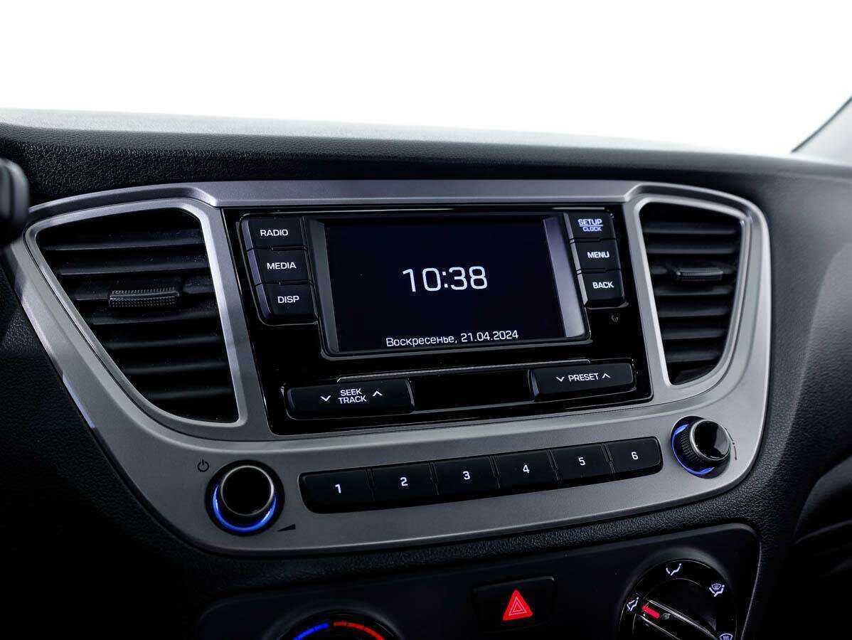 Hyundai Solaris с пробегом — 2019 год. Фото: #16