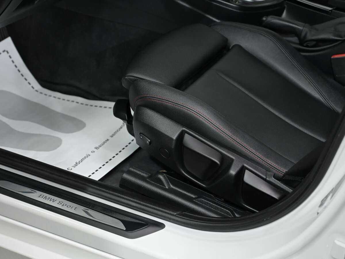 BMW 3 серии с пробегом — 2015 год. Фото: #7