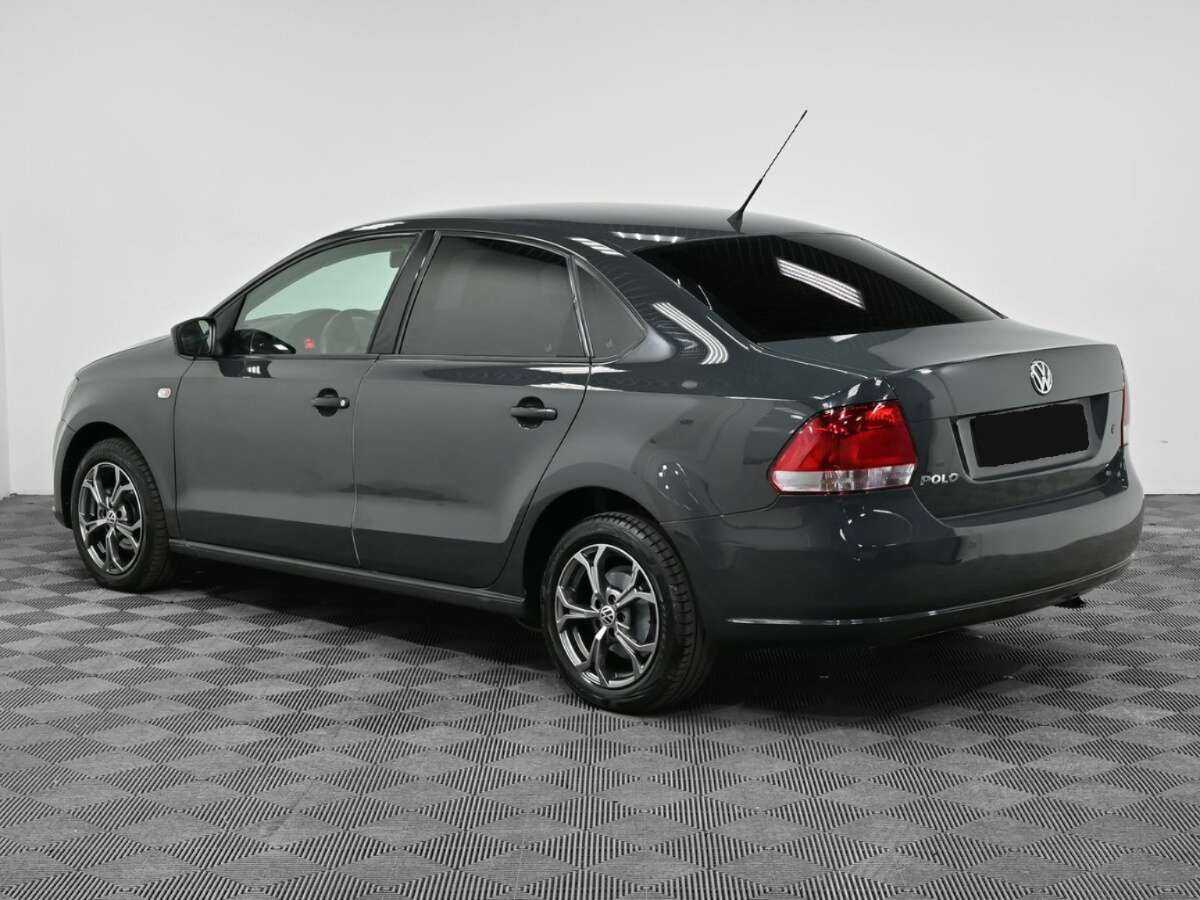 Volkswagen Polo с пробегом — 2012 год. Фото: #3