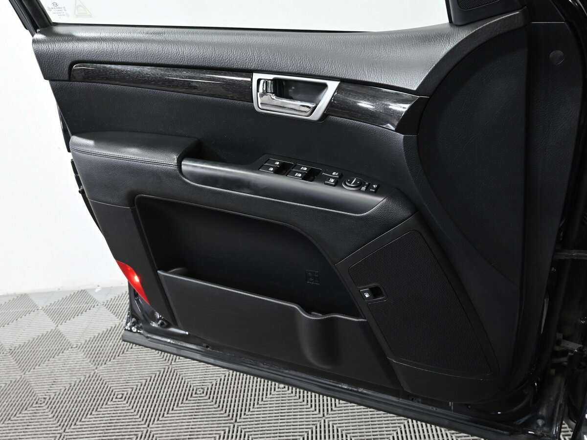 Kia Mohave с пробегом — 2016 год. Фото: #9