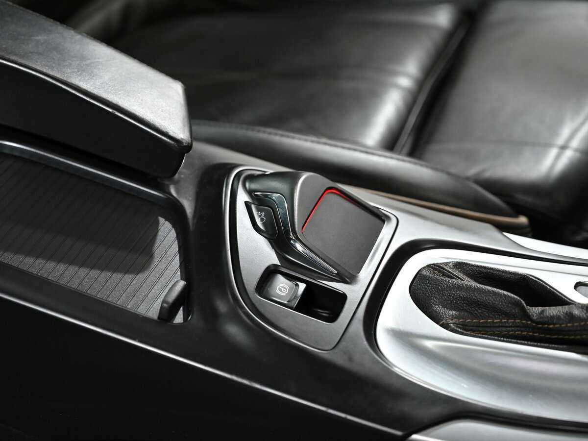 Opel Insignia с пробегом — 2014 год. Фото: #11