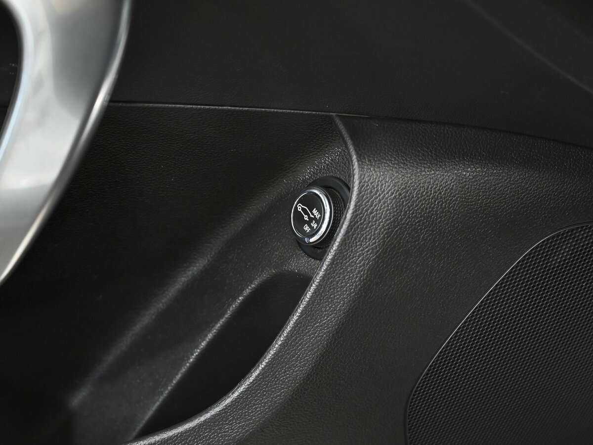 Opel Insignia с пробегом — 2014 год. Фото: #12