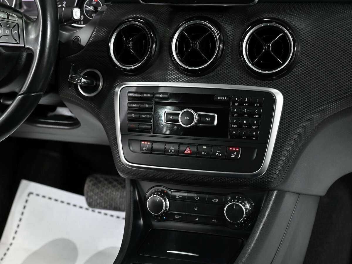 Mercedes-Benz A-Класс с пробегом — 2014 год. Фото: #6