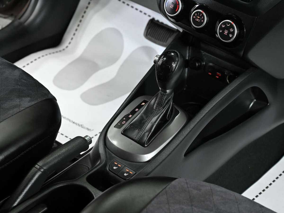 Kia Rio с пробегом — 2017 год. Фото: #8