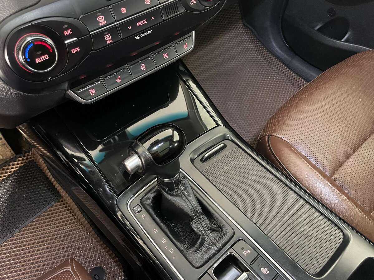 Kia Sorento с пробегом — 2016 год. Фото: #14