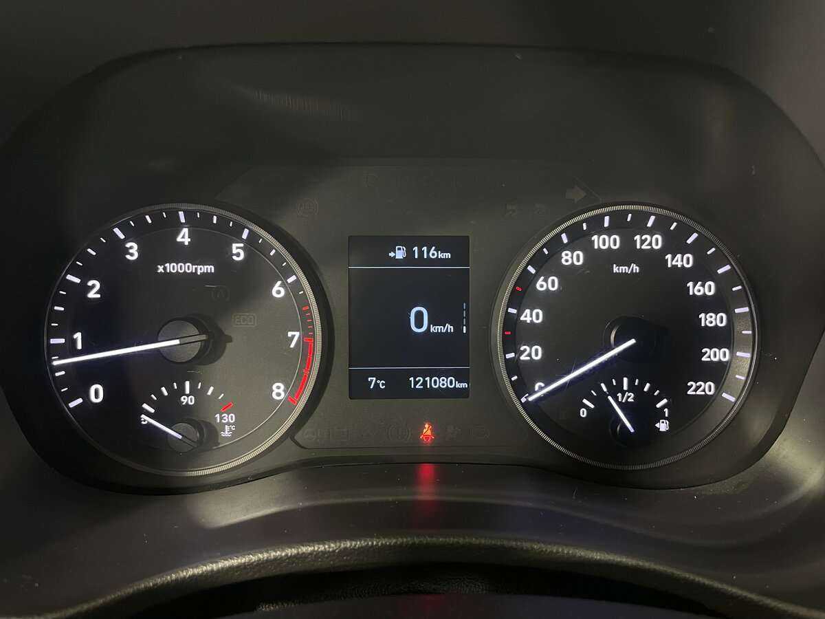 Hyundai Solaris с пробегом — 2017 год. Фото: #12