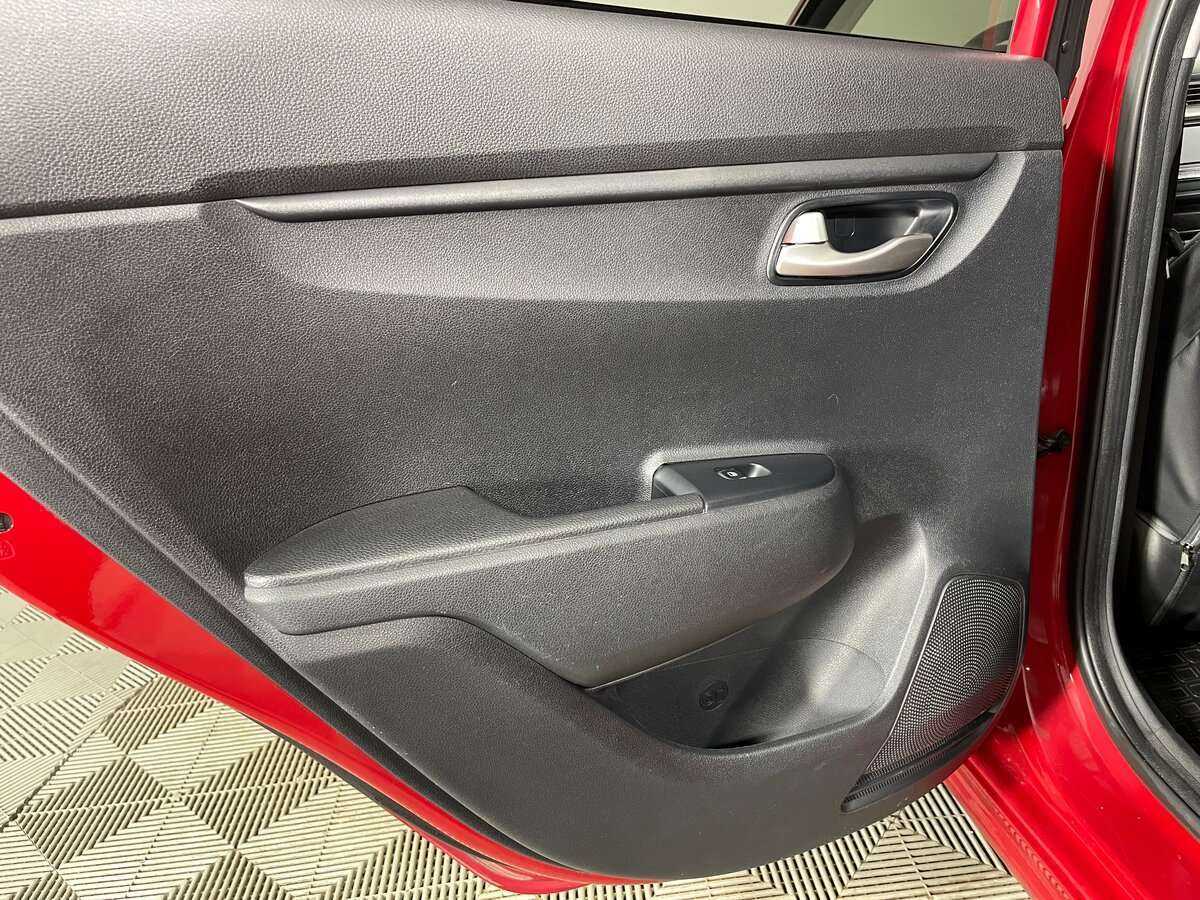 Kia Rio с пробегом — 2019 год. Фото: #24