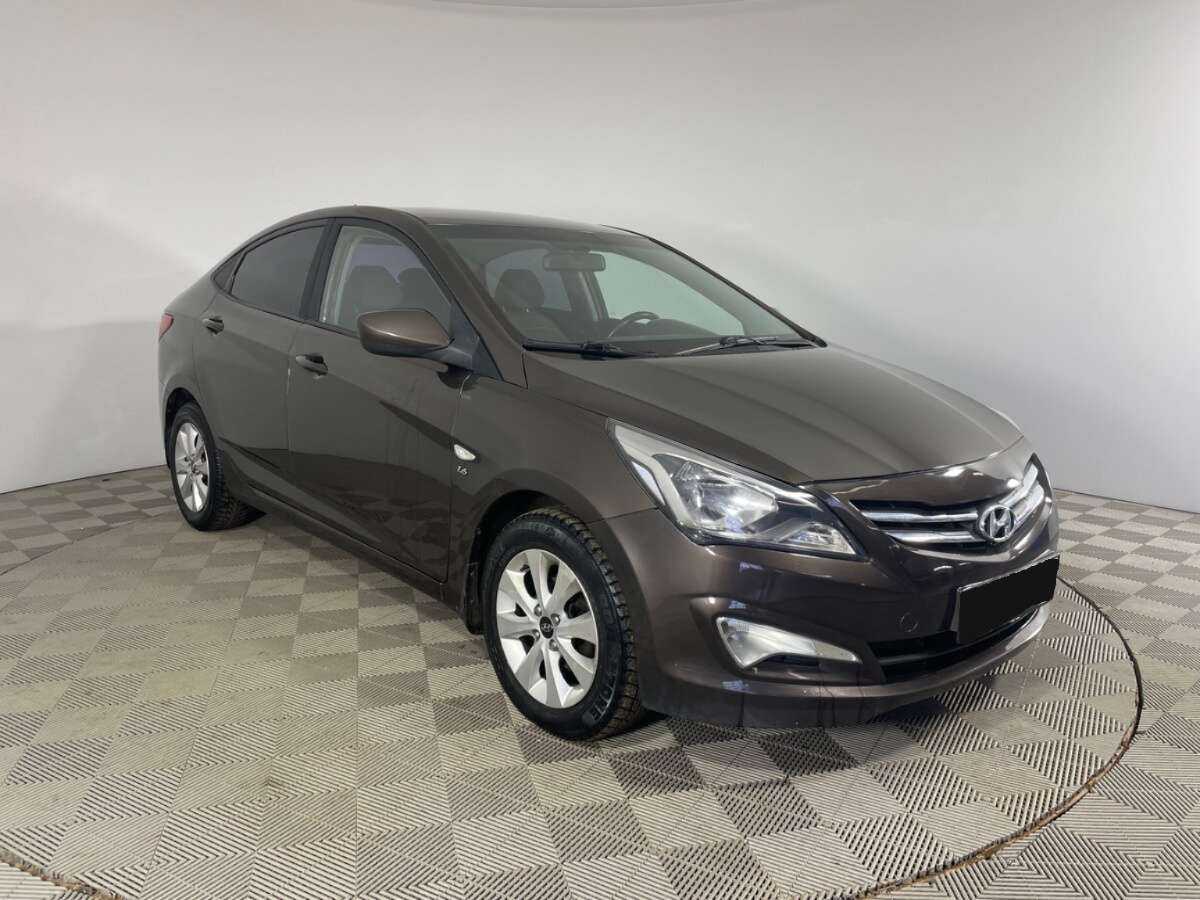 Hyundai Solaris с пробегом — 2016 год. Фото: #2