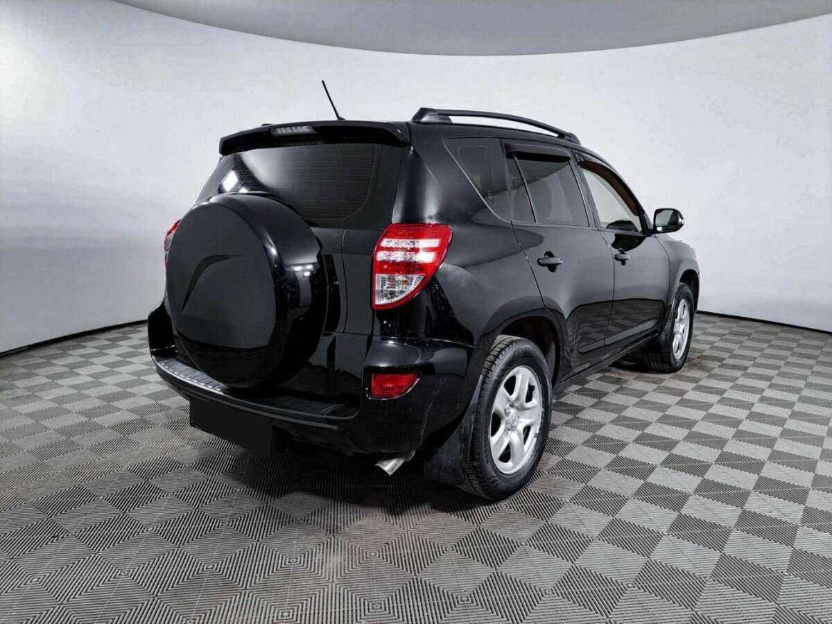 Toyota RAV4 с пробегом — 2012 год. Фото: #4