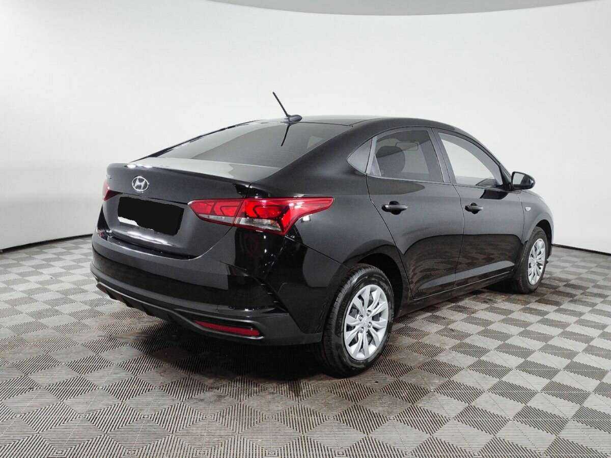 Hyundai Solaris с пробегом — 2021 год. Фото: #3