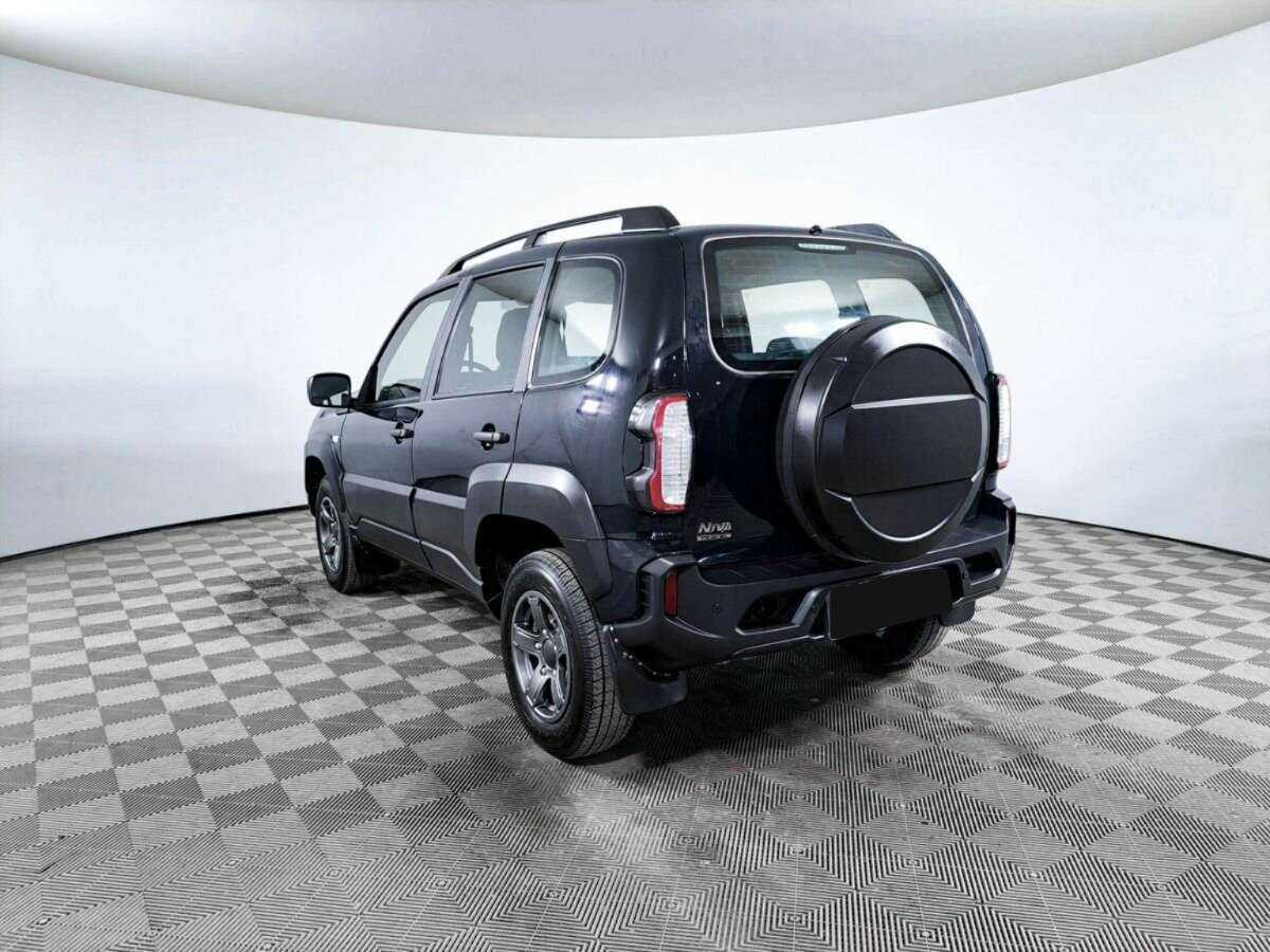 Lada (ВАЗ) Niva с пробегом — 2023 год. Фото: #6