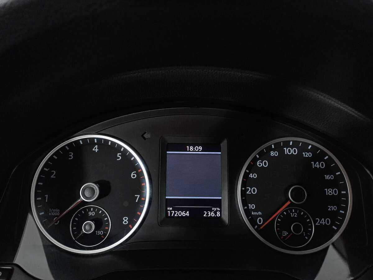 Volkswagen Tiguan с пробегом — 2013 год. Фото: #10