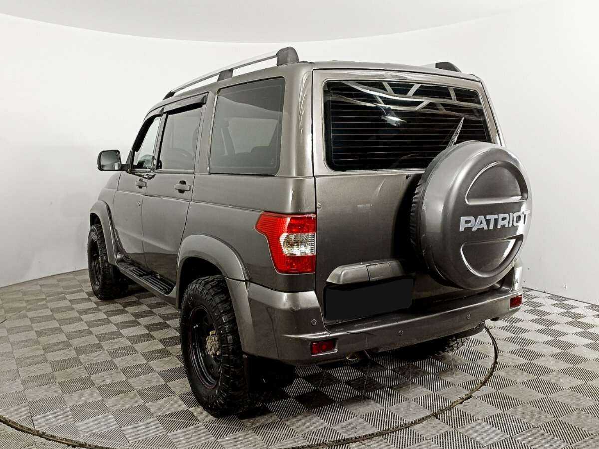 УАЗ Patriot с пробегом — 2016 год. Фото: #6