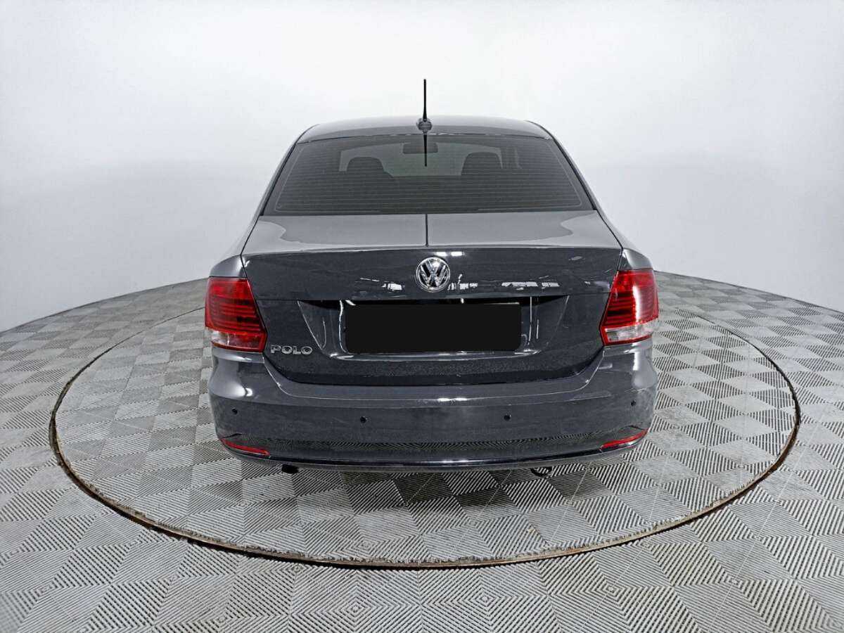Volkswagen Polo с пробегом — 2017 год. Фото: #5