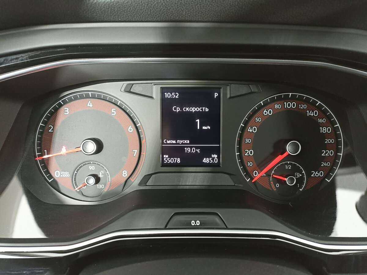 Volkswagen Jetta с пробегом — 2020 год. Фото: #10