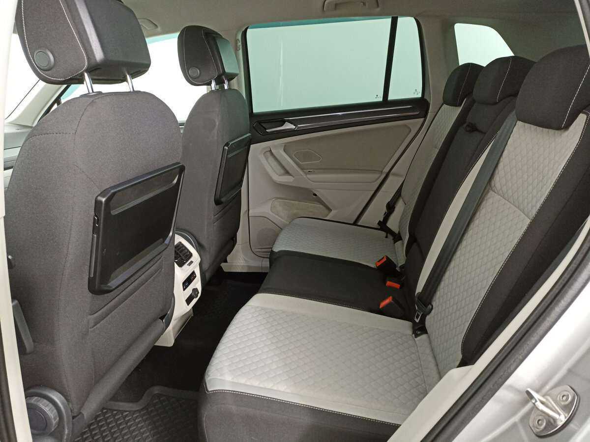 Volkswagen Tiguan с пробегом — 2017 год. Фото: #11