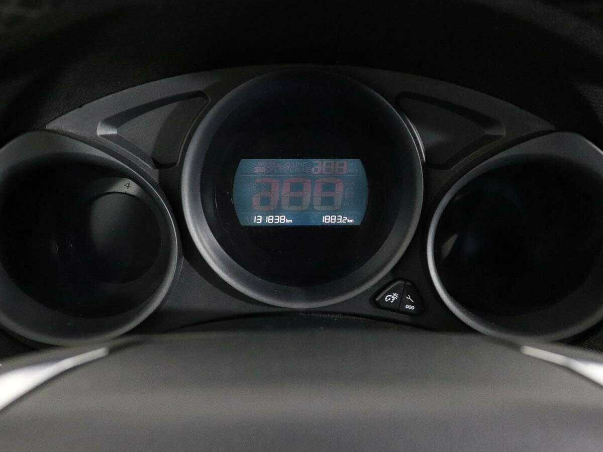 Citroen C4 с пробегом — 2015 год. Фото: #9