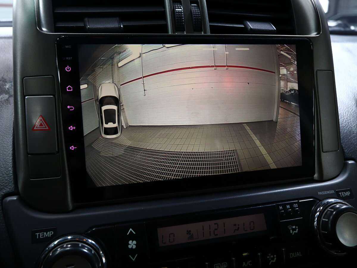 Toyota Land Cruiser Prado с пробегом — 2013 год. Фото: #17