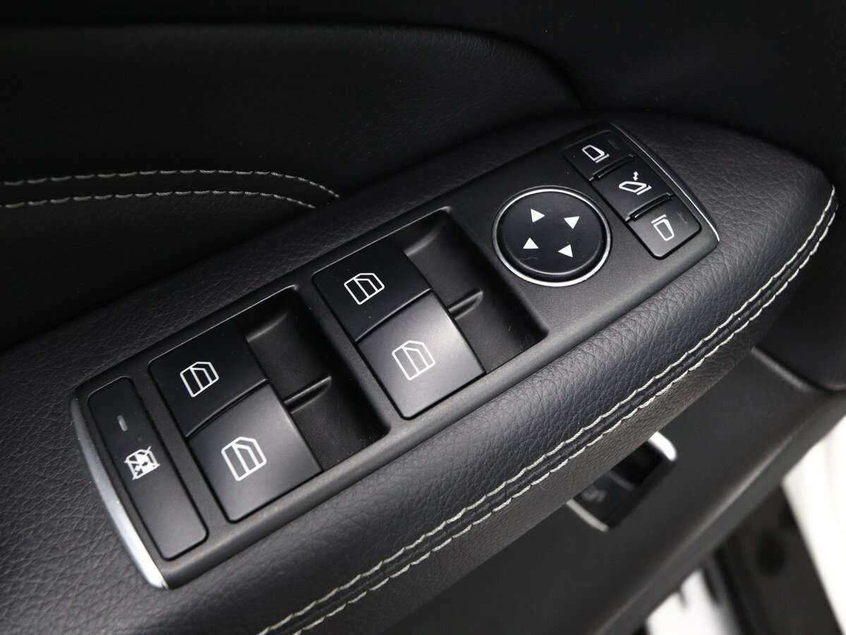 Mercedes-Benz M-Класс с пробегом — 2015 год. Фото: #6