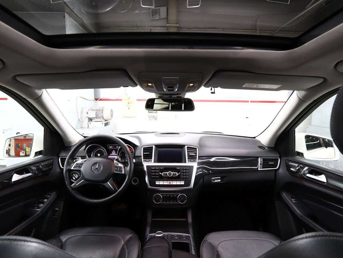 Mercedes-Benz M-Класс с пробегом — 2015 год. Фото: #14