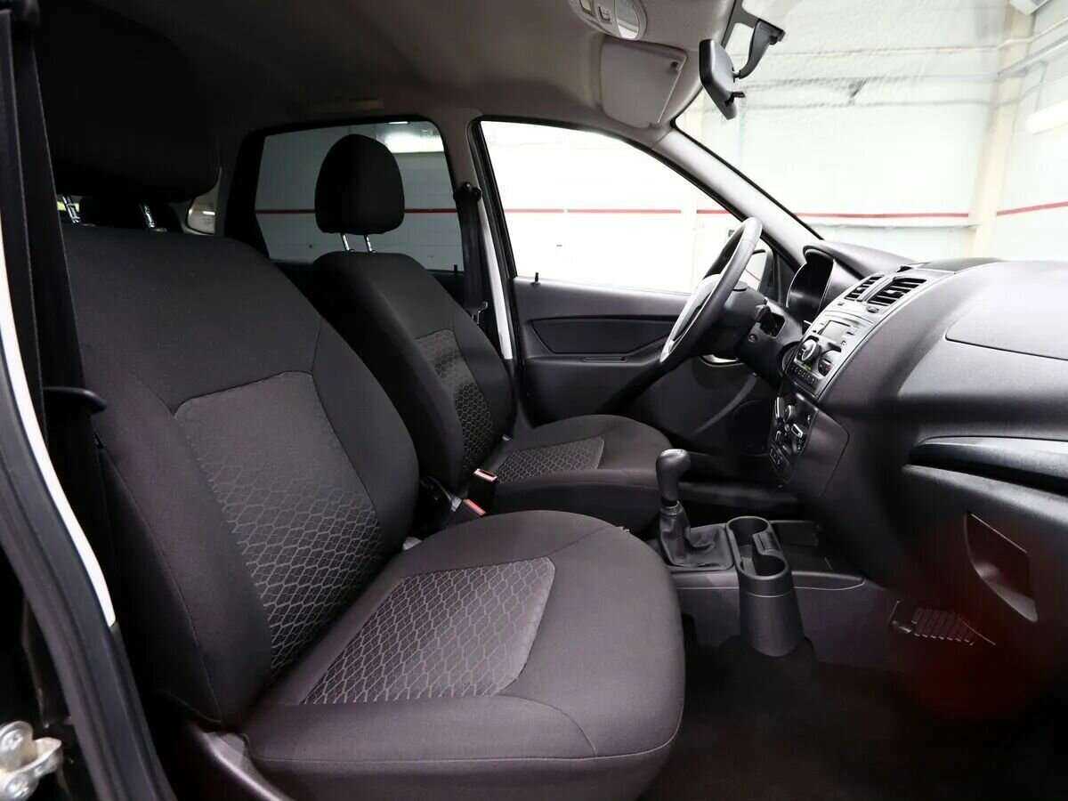 Lada (ВАЗ) Granta с пробегом — 2023 год. Фото: #7