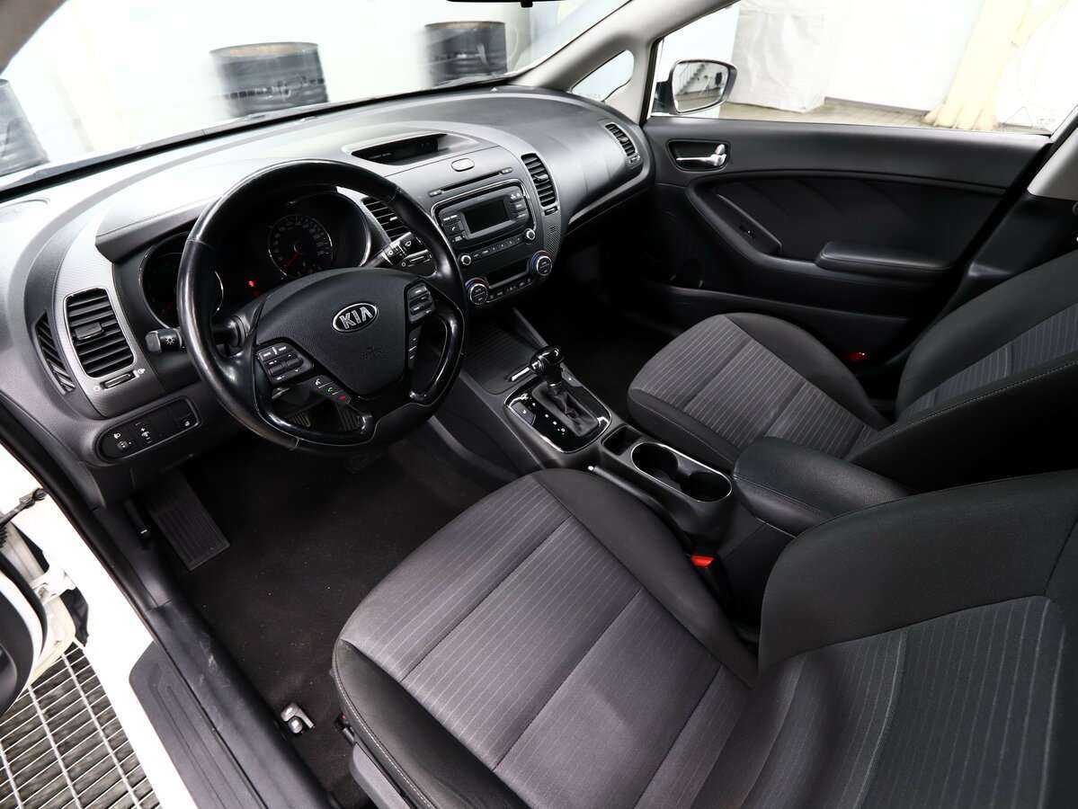 Kia Cerato с пробегом — 2018 год. Фото: #6