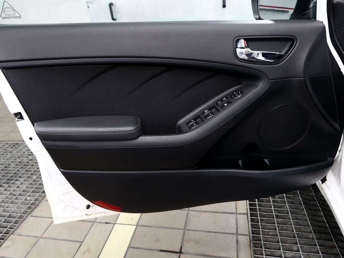 Kia Cerato с пробегом — 2018 год. Фото: #12