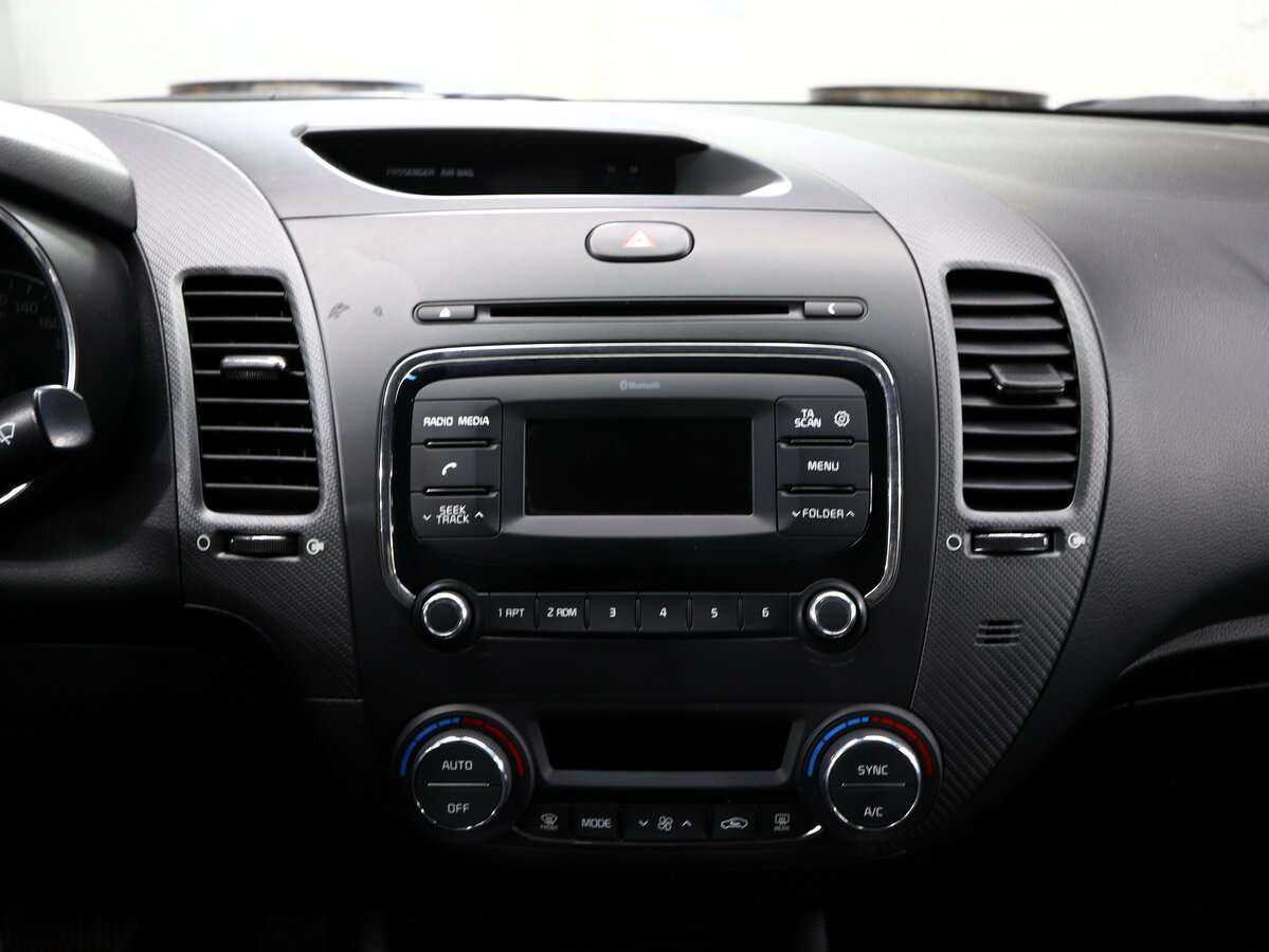 Kia Cerato с пробегом — 2018 год. Фото: #16