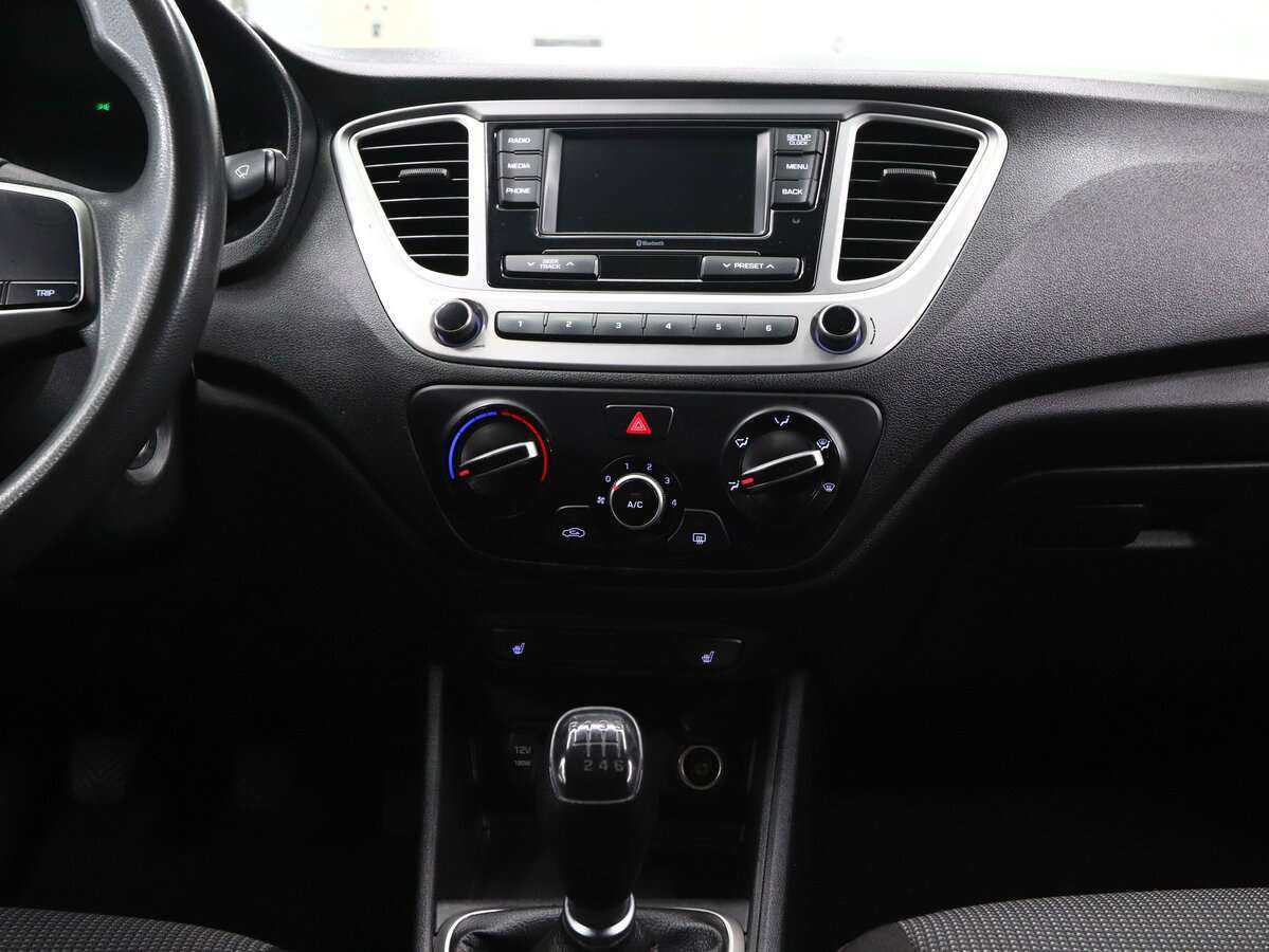 Hyundai Solaris с пробегом — 2020 год. Фото: #19