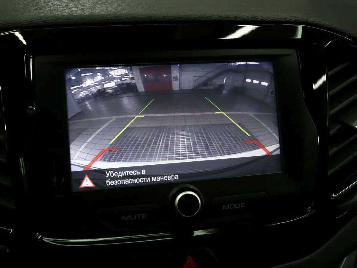 Lada (ВАЗ) Vesta с пробегом — 2018 год. Фото: #13