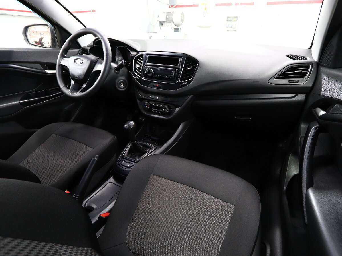 Lada (ВАЗ) Vesta с пробегом — 2018 год. Фото: #7