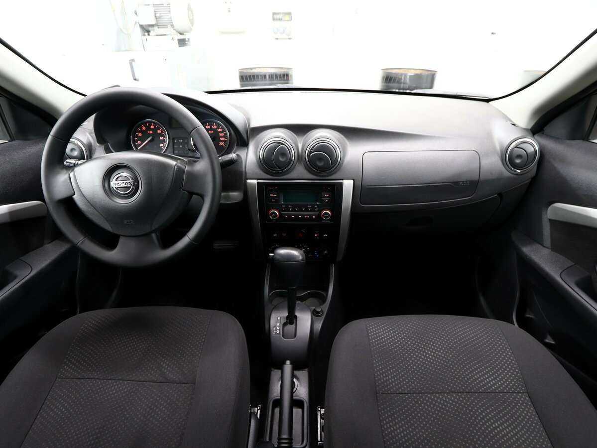 Nissan Almera с пробегом — 2014 год. Фото: #13