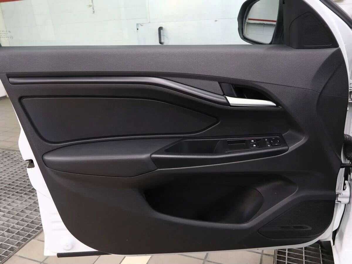 Lada (ВАЗ) Vesta с пробегом — 2021 год. Фото: #11