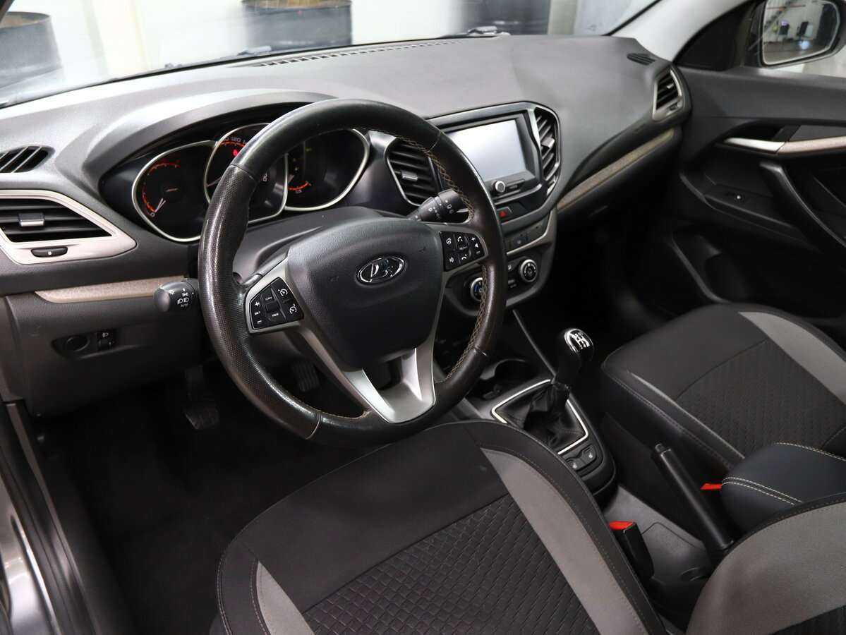 Lada (ВАЗ) Vesta с пробегом — 2020 год. Фото: #6