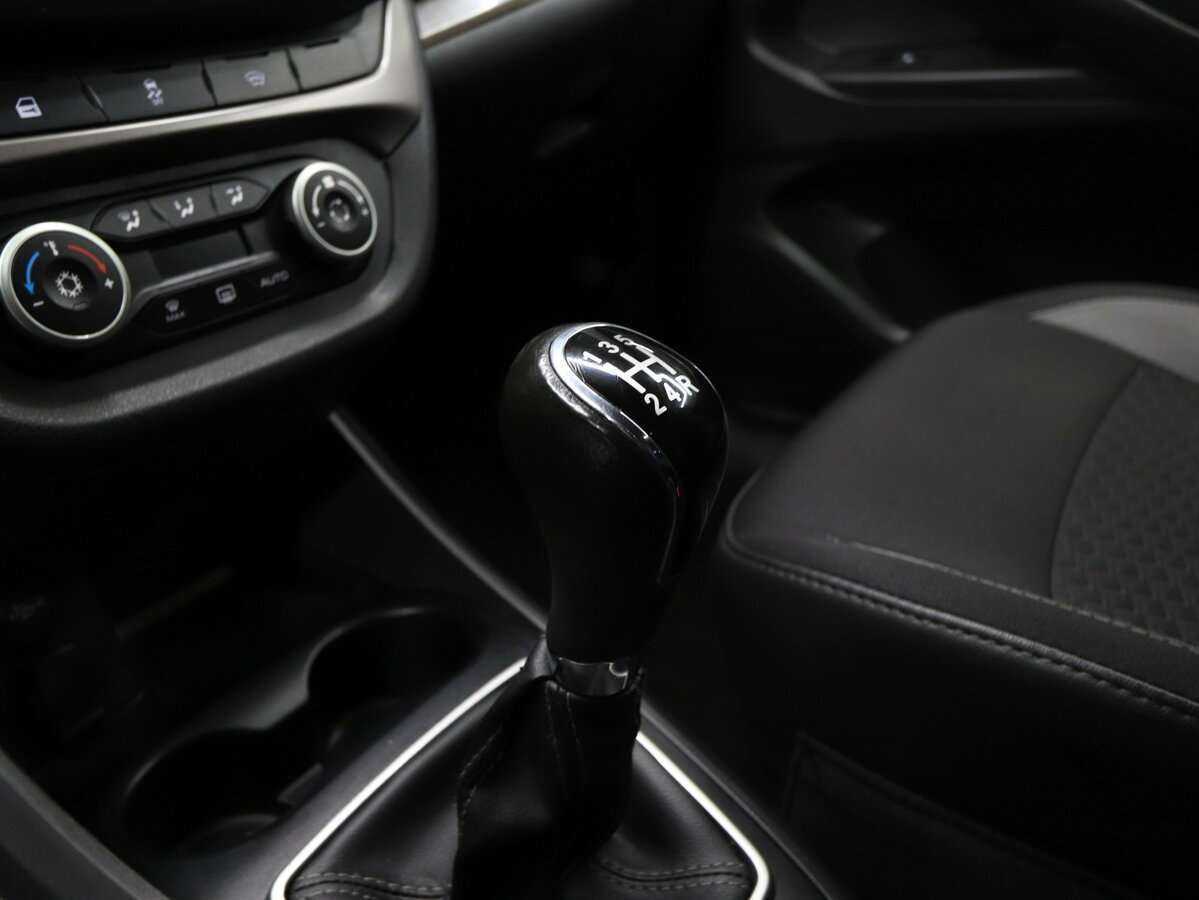 Lada (ВАЗ) Vesta с пробегом — 2020 год. Фото: #13