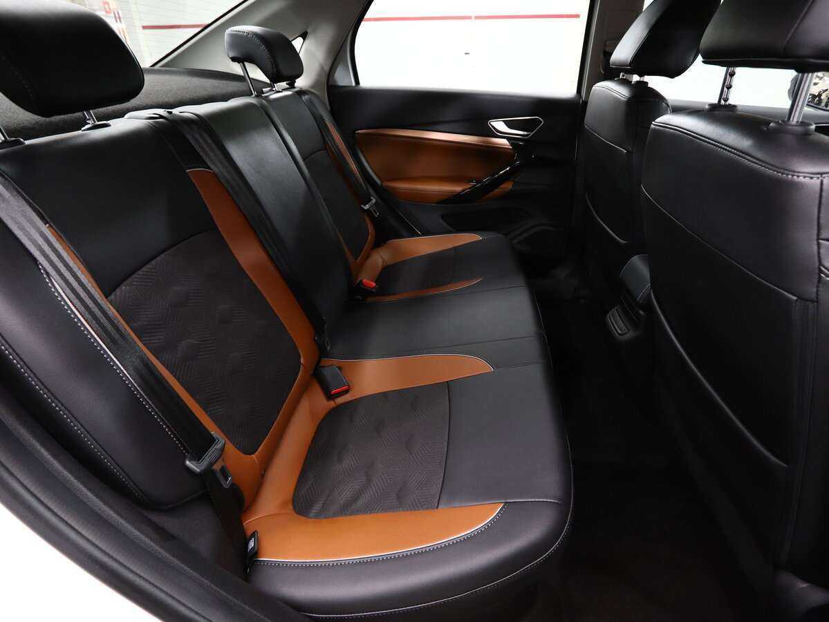 Lada (ВАЗ) Vesta с пробегом — 2024 год. Фото: #13