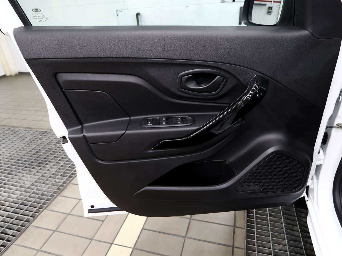 Lada (ВАЗ) XRAY с пробегом — 2018 год. Фото: #14