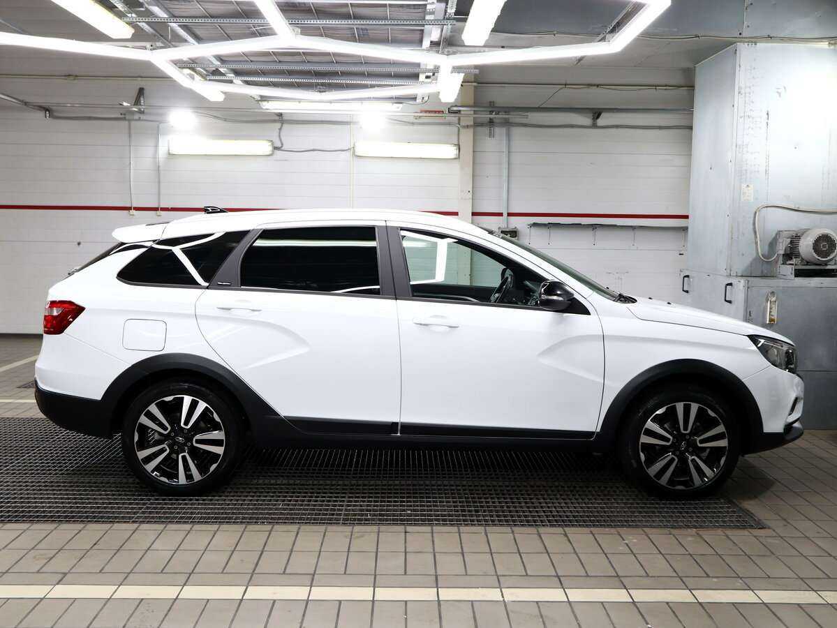 Lada (ВАЗ) Vesta с пробегом — 2021 год. Фото: #11