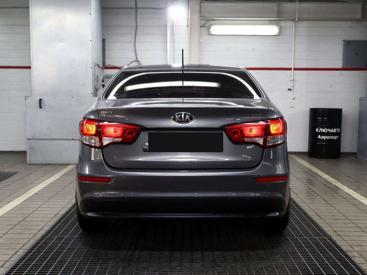 Kia Rio с пробегом — 2016 год. Фото: #4
