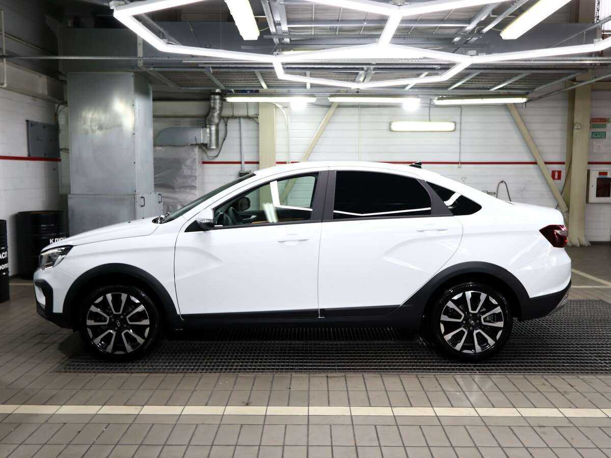 Lada (ВАЗ) Vesta с пробегом — 2023 год. Фото: #5